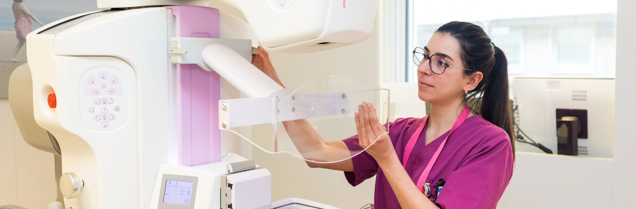 Nouvelle prone table et biopsies mammaires sous IRM : le CHL améliore le diagnostic du cancer du sein