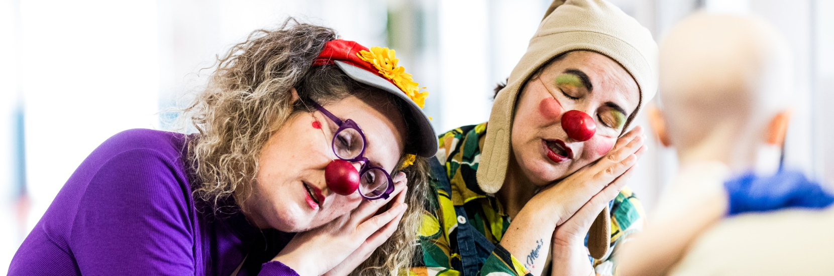 Joie, jeux et éclats de rire : les clowns à la Kannerklinik